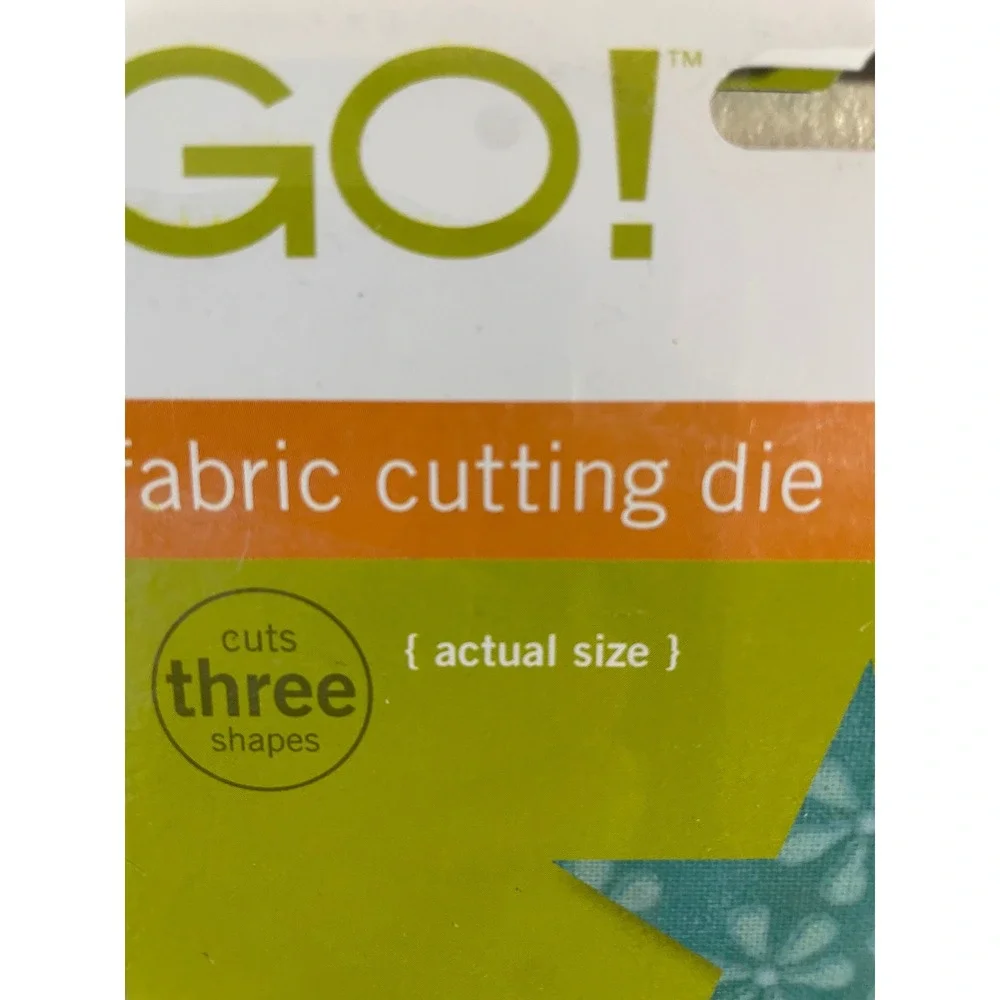 AccuQuilt go star